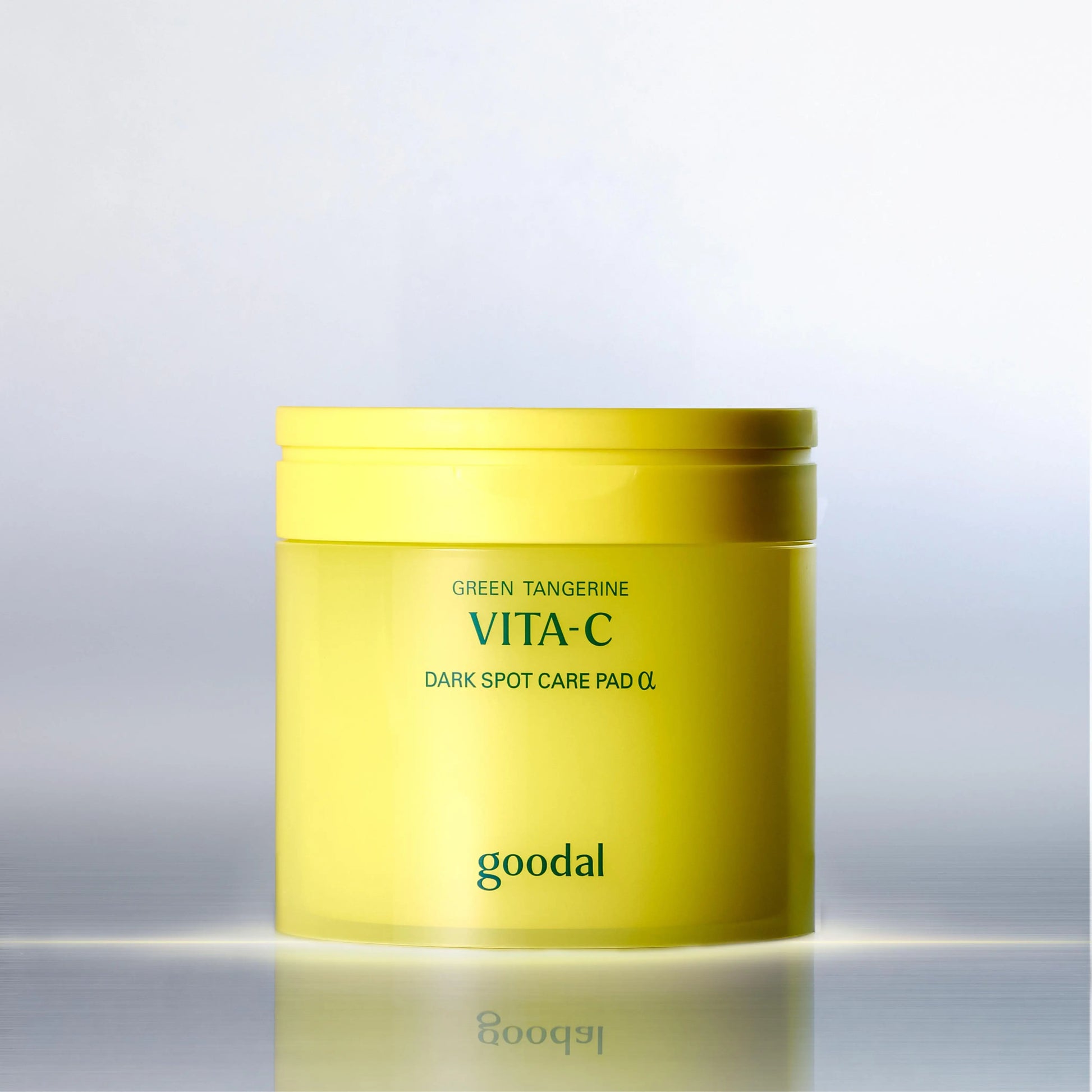 [GOODAL Official Shop] GOODAL Green Tangerine Vita C Dark Spot Care Pad ALPHA | Lightweight Brightening Toner Pads for Glass Skin Glow | Skin Repair & Moisturizing Care | Helps Improve Hyperpigmentation | 70 Sheets